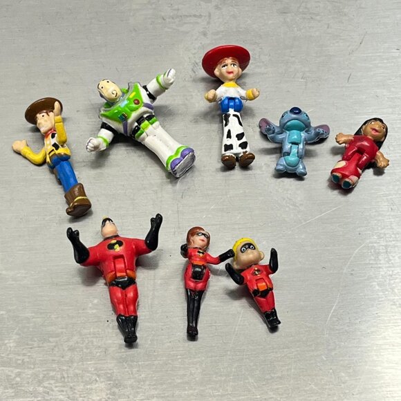 Disney Monorail Tiny Characters loose Toy Story The Incredibles Lilo Stitch - Picture 1 of 6